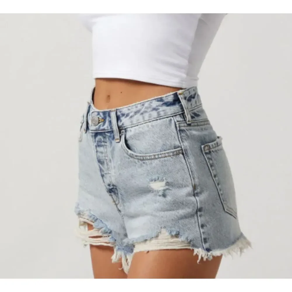 ~ NEW PacSun 27 Denim Festival Shorts Boho Acid Wash Rip Button High Waist Blue